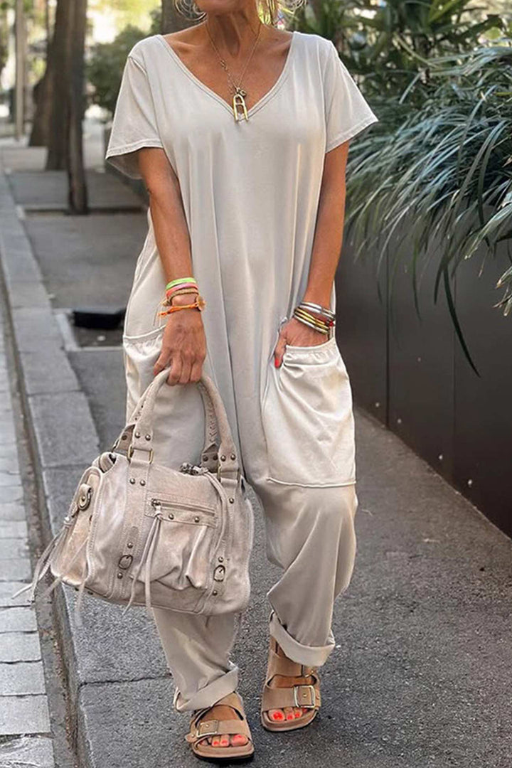 Sien – Baggy Jumpsuit met V-Hals en Zakken