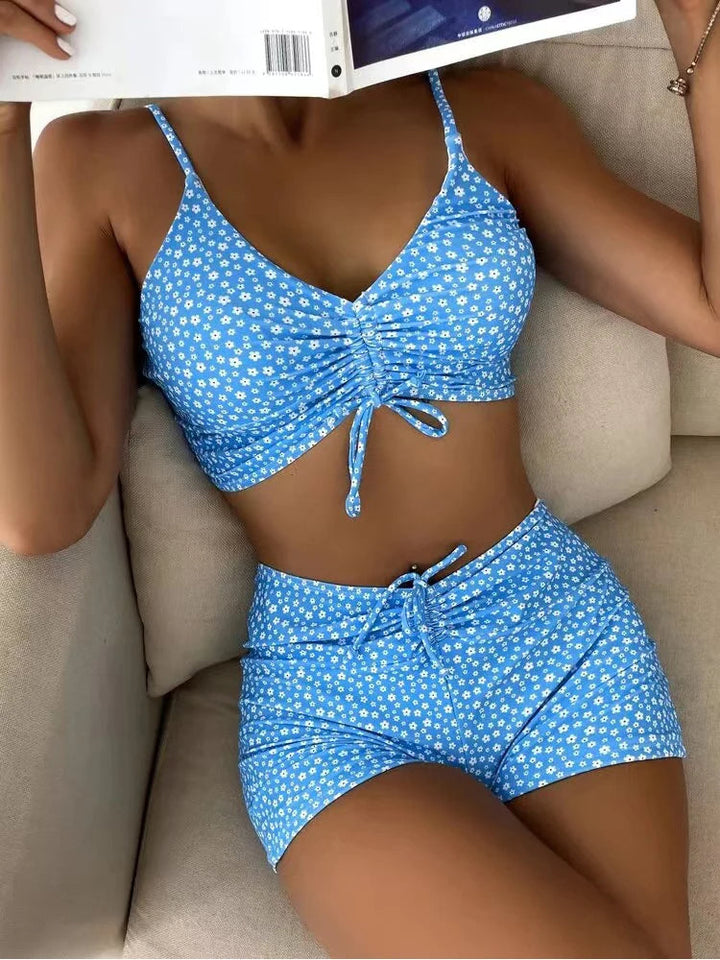 Bikiniset met hoge taille en bloemenprint – stijlvol en comfortabel voor elke zomerdag