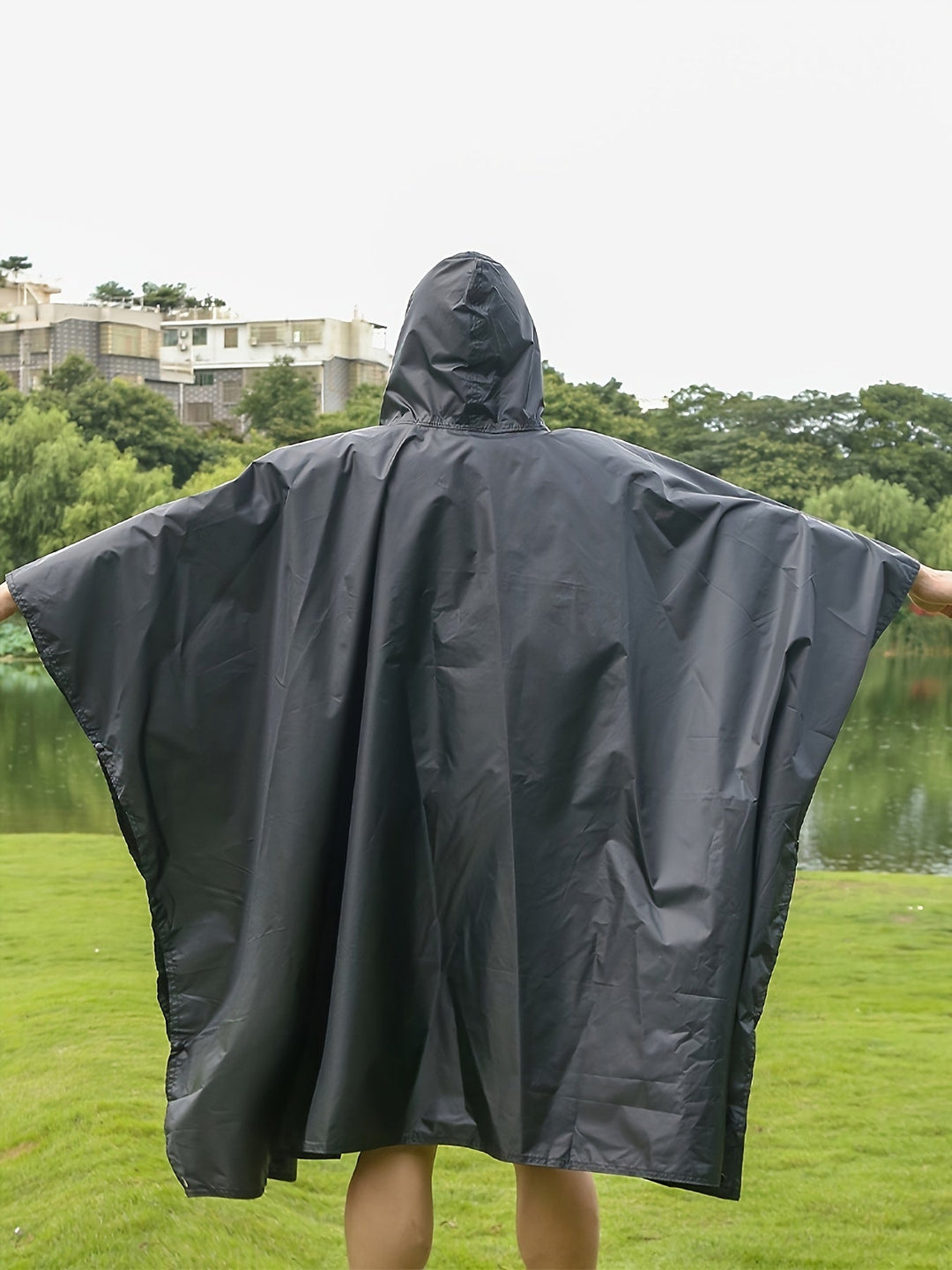 Waterdichte poncho heren – Veelzijdige regenbescherming voor elke buitenactiviteit