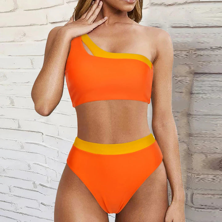 Off-shoulder bikiniset met hoge taille en bandagedetails – speels, stijlvol en flatterend