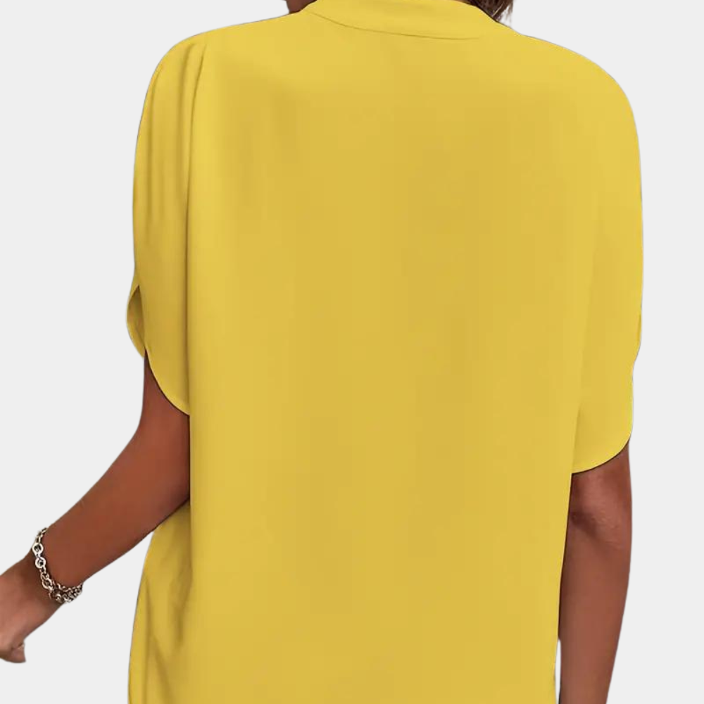 Effen damesblouse met V-hals en korte mouwen – stijlvol, luchtig en veelzijdig