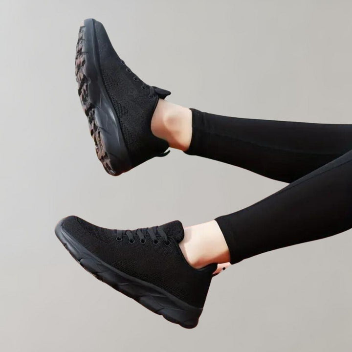 Lina | Lichtgewicht ademende stof sneakers voor dames met sportieve look