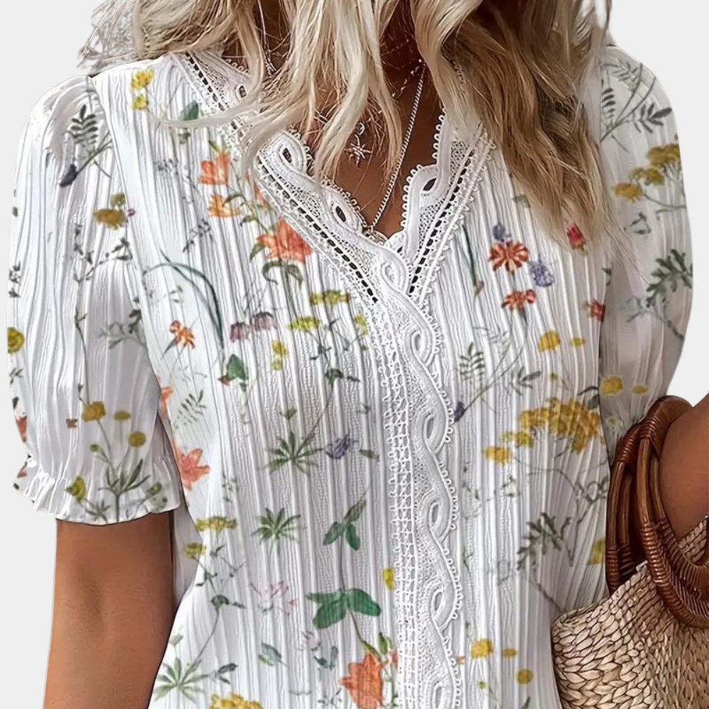 Nadine - Dames Blouse - Gebloemd Design met Kant voor een Romantische Look