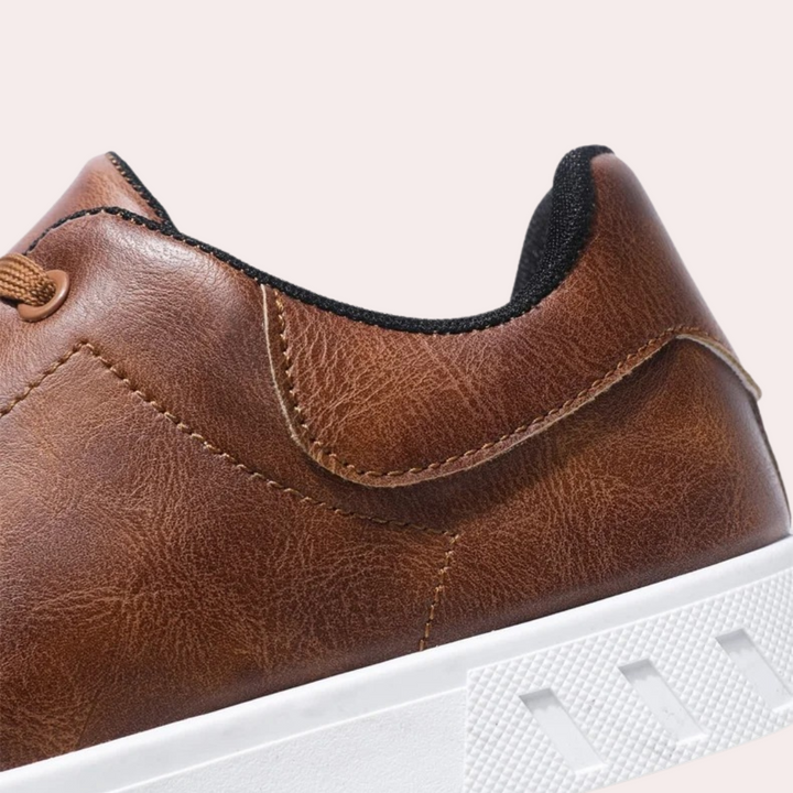 Arno | Duurzame PU leren herfstschoenen voor heren met casual vetersluiting en gewatteerde binnenzool
