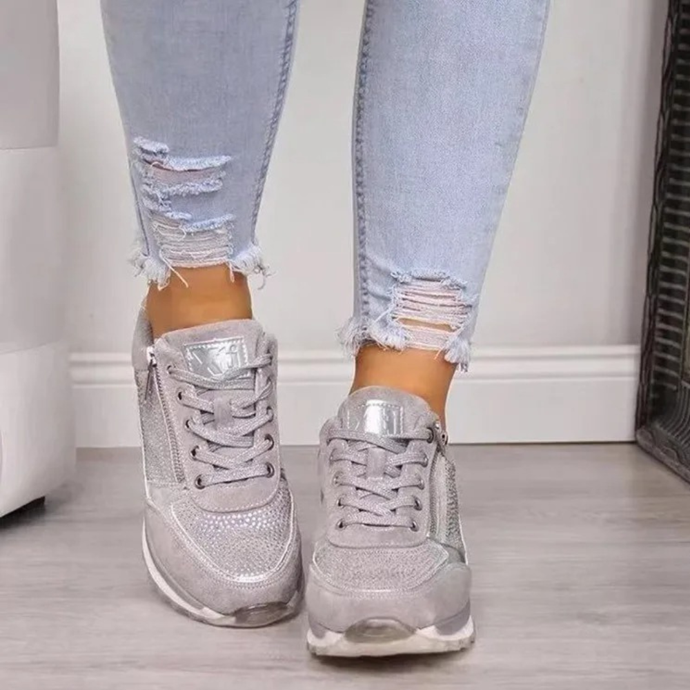 Romy | Glanzende zachte PU sneakers voor dames met ritssluiting en luxe afwerking