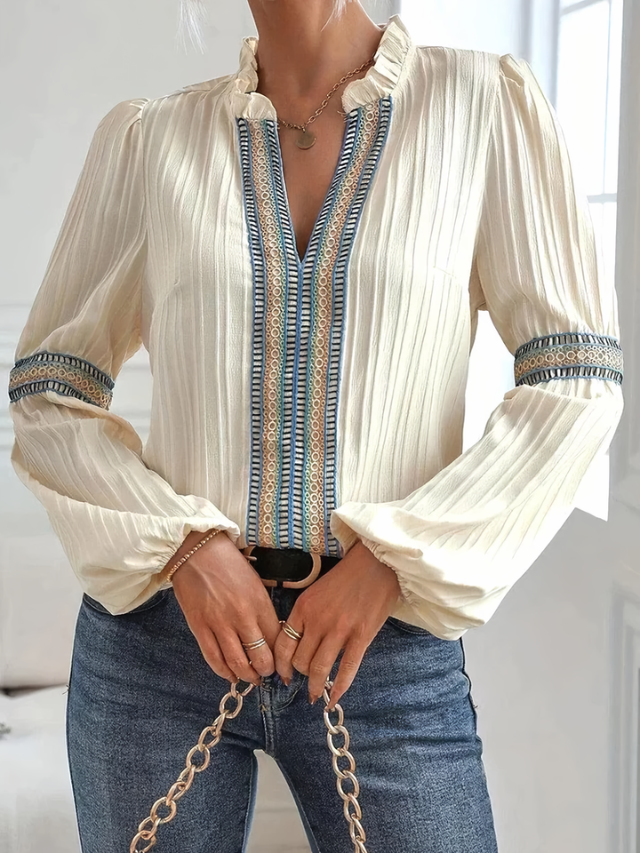 Mila - Dames Blouse - Kanten Details voor een Elegante Stijl