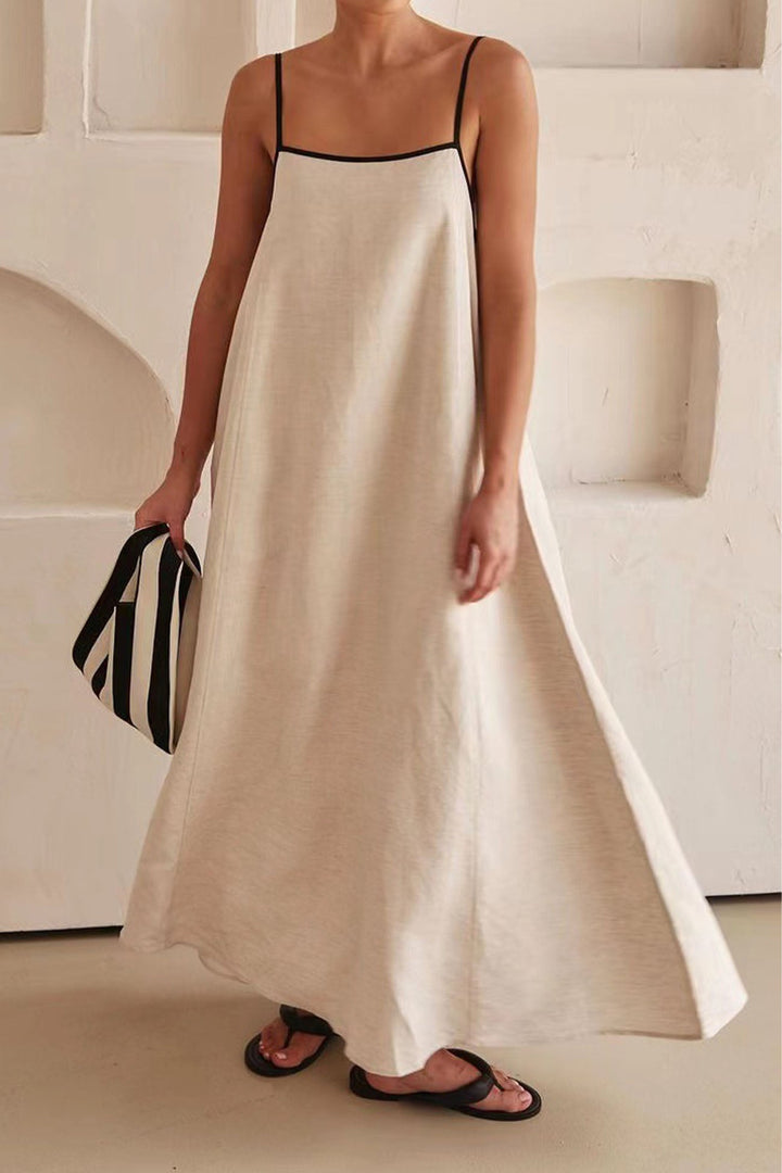 Nikki – Contrasterende Midi Jurk met Bandjes en Open Rug