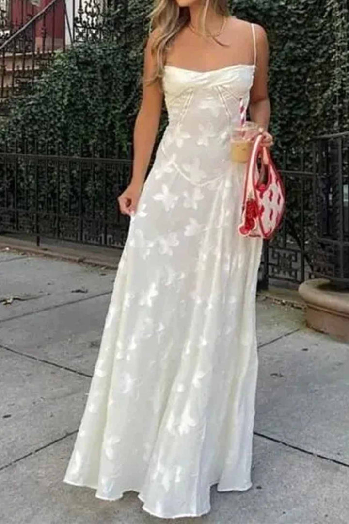 Lara – Mouwloze Maxi Jurk met Kant en Striksluiting Achter-