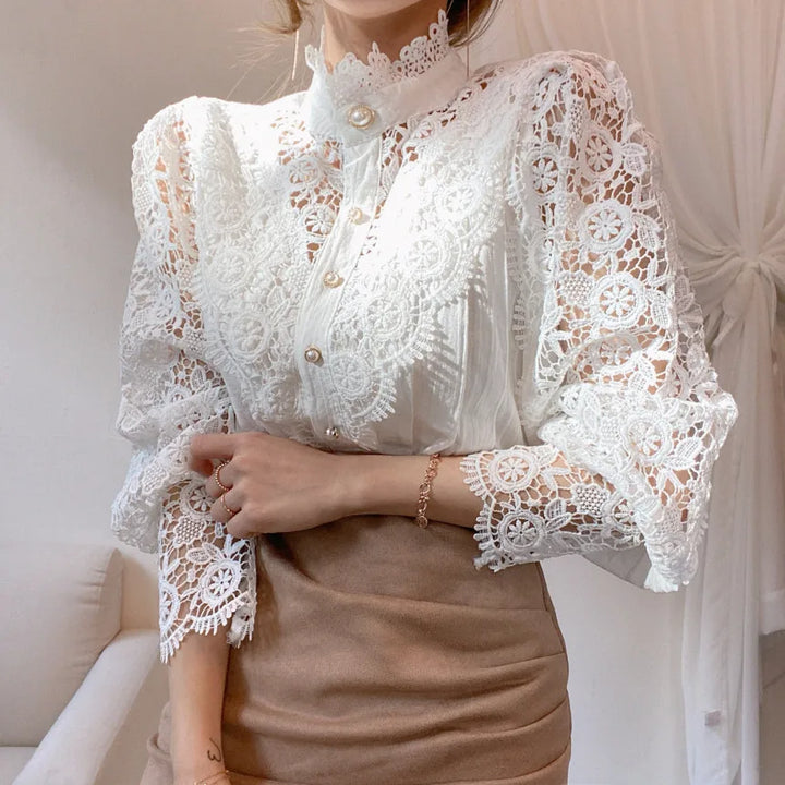 Alina Dames Kantblouse – Vintage-elegante blouse met holle mouwen en kraag
