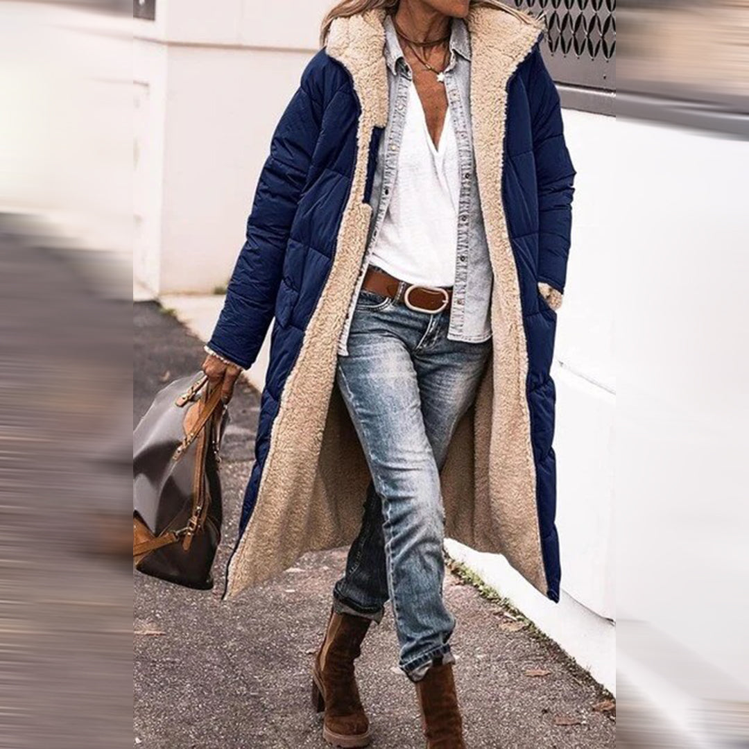 Clara | Warme geïsoleerde polyester winterjas voor dames met comfortabele capuchon