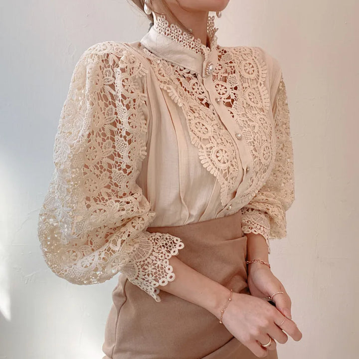 Alina Dames Kantblouse – Vintage-elegante blouse met holle mouwen en kraag