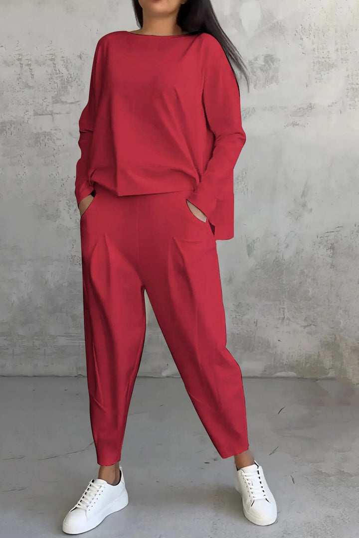Jinthe – Two-Piece Lounge Set met High-Low Sweater