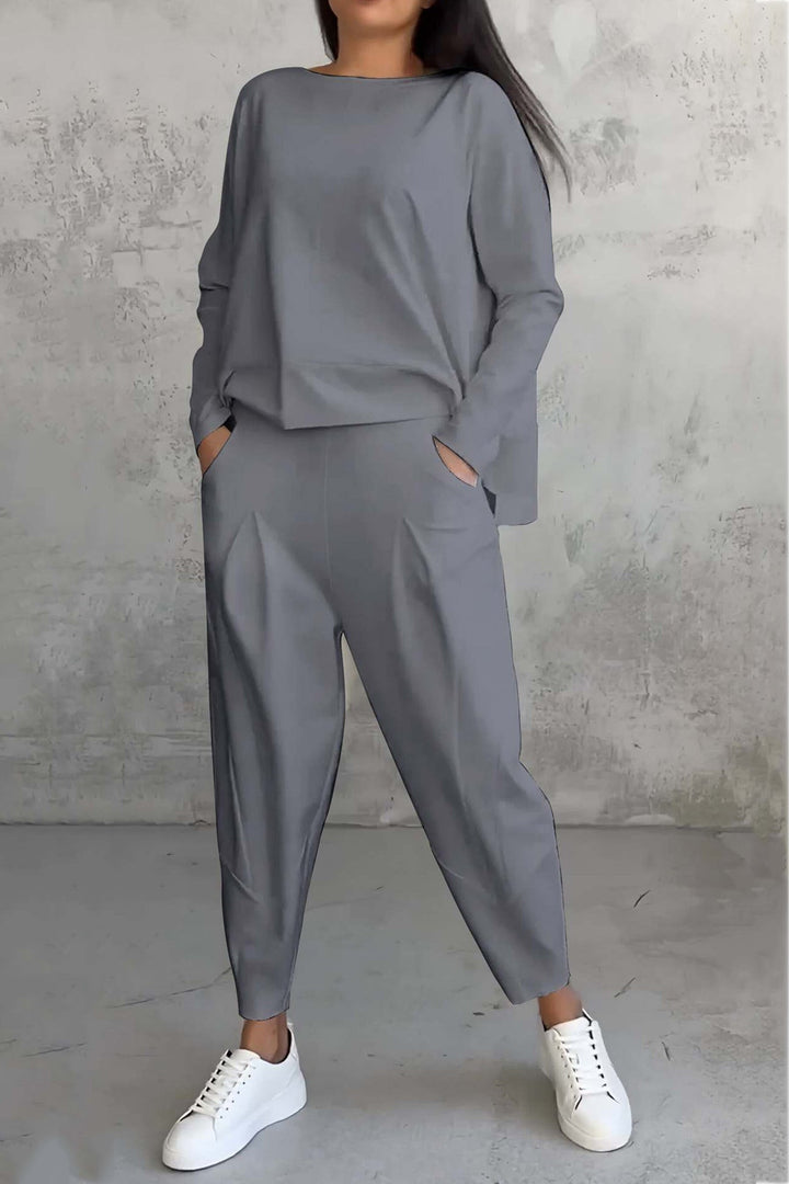 Jinthe – Two-Piece Lounge Set met High-Low Sweater