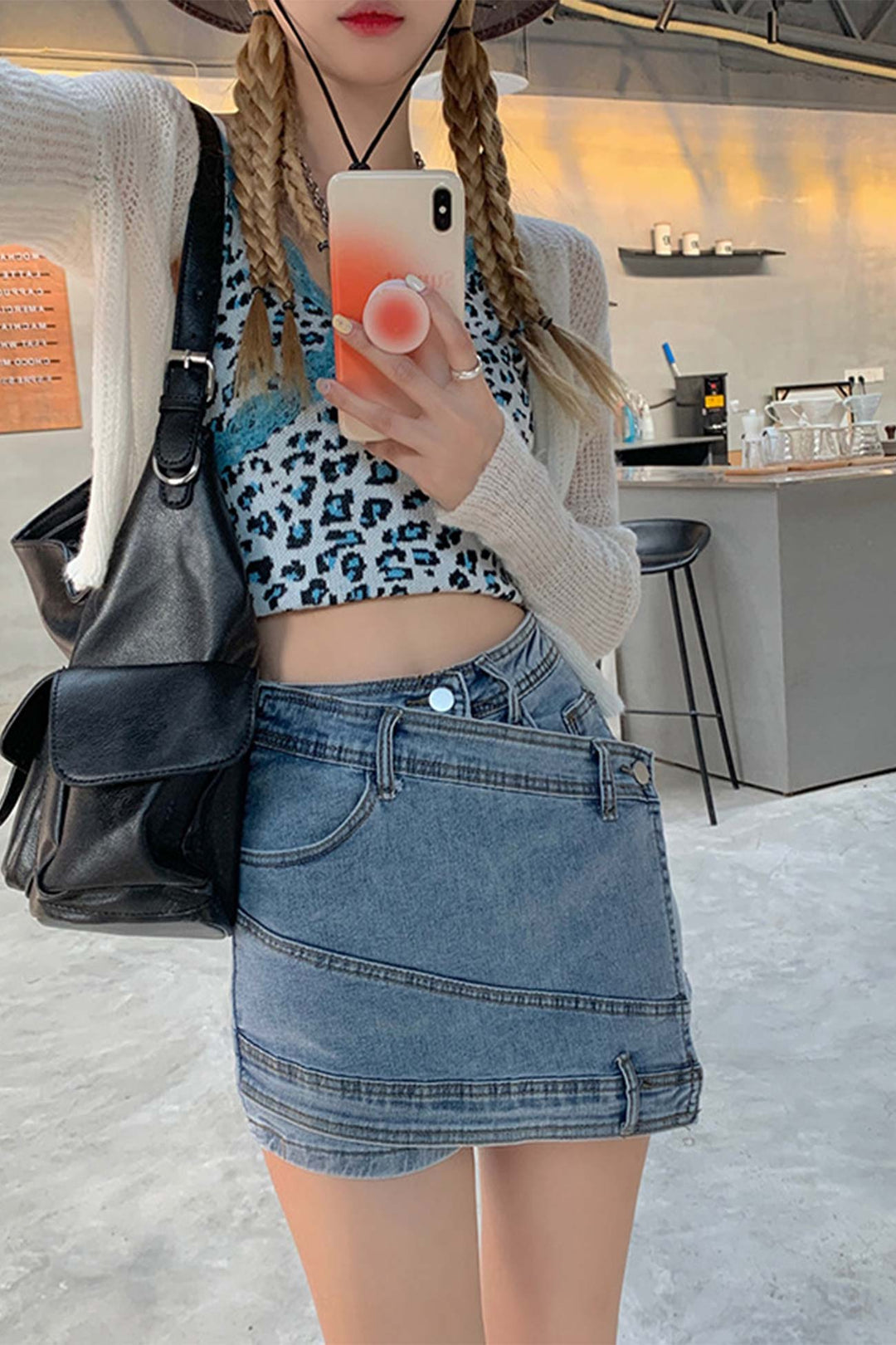 Isa – High-Waist Denim Skorts met Asymmetrisch Detail