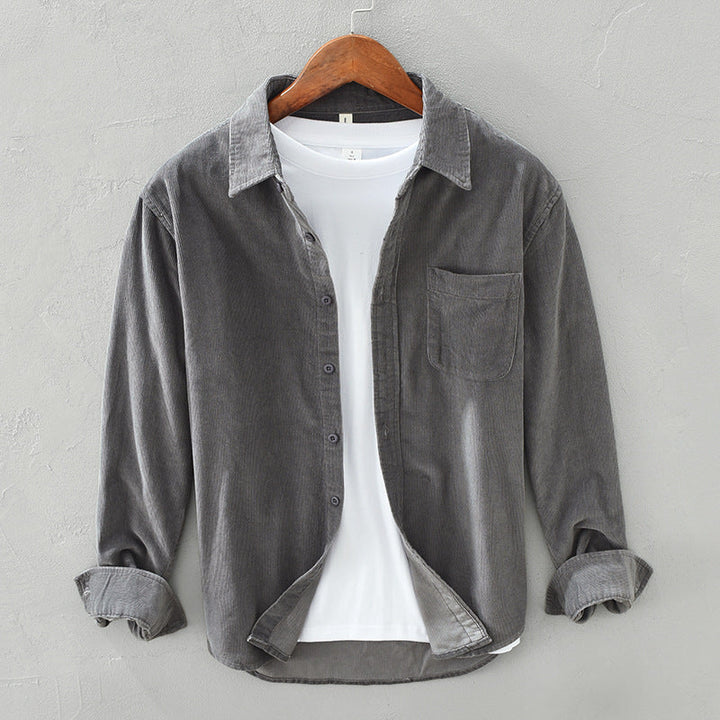 Gabriel | Zacht luxe corduroy shirt voor heren met retro uitstraling en tijdloze elegantie
