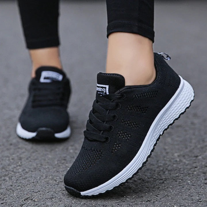 Elin | Ademende lichtgewicht mesh sneakers voor dames met minimalistische look