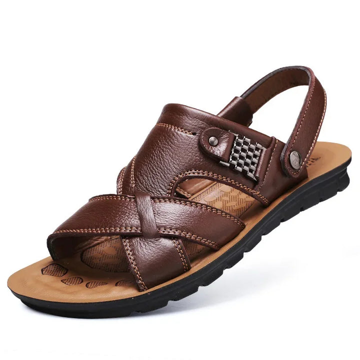 Leren herensandalen met gekruiste banden – stijlvol, comfortabel en perfect voor warme dagen
