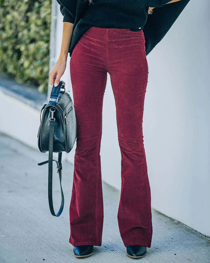 Sophie | Comfortabele stretch corduroy herfst flare broek voor dames met elegante pasvorm
