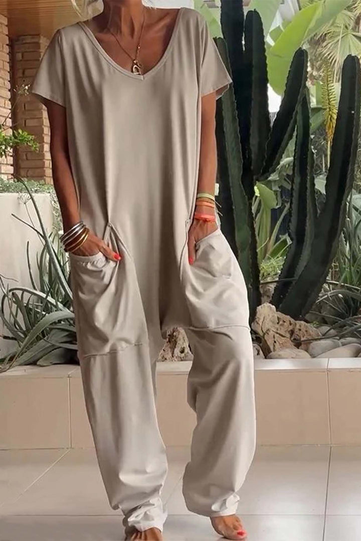 Sien – Baggy Jumpsuit met V-Hals en Zakken