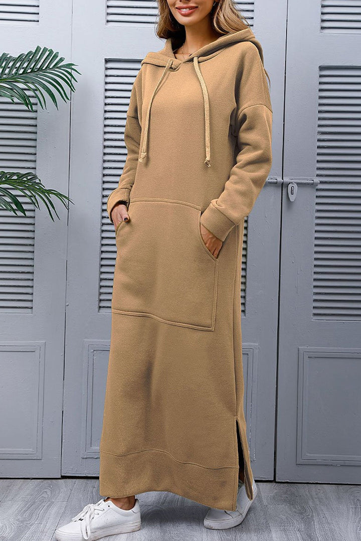 Saar – Hoodie Jurk met Grote Zak en Splitzoom