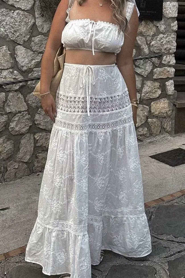 Yfke – Kanten Crop Top & Maxi Rok Set met Cut-Out Detail