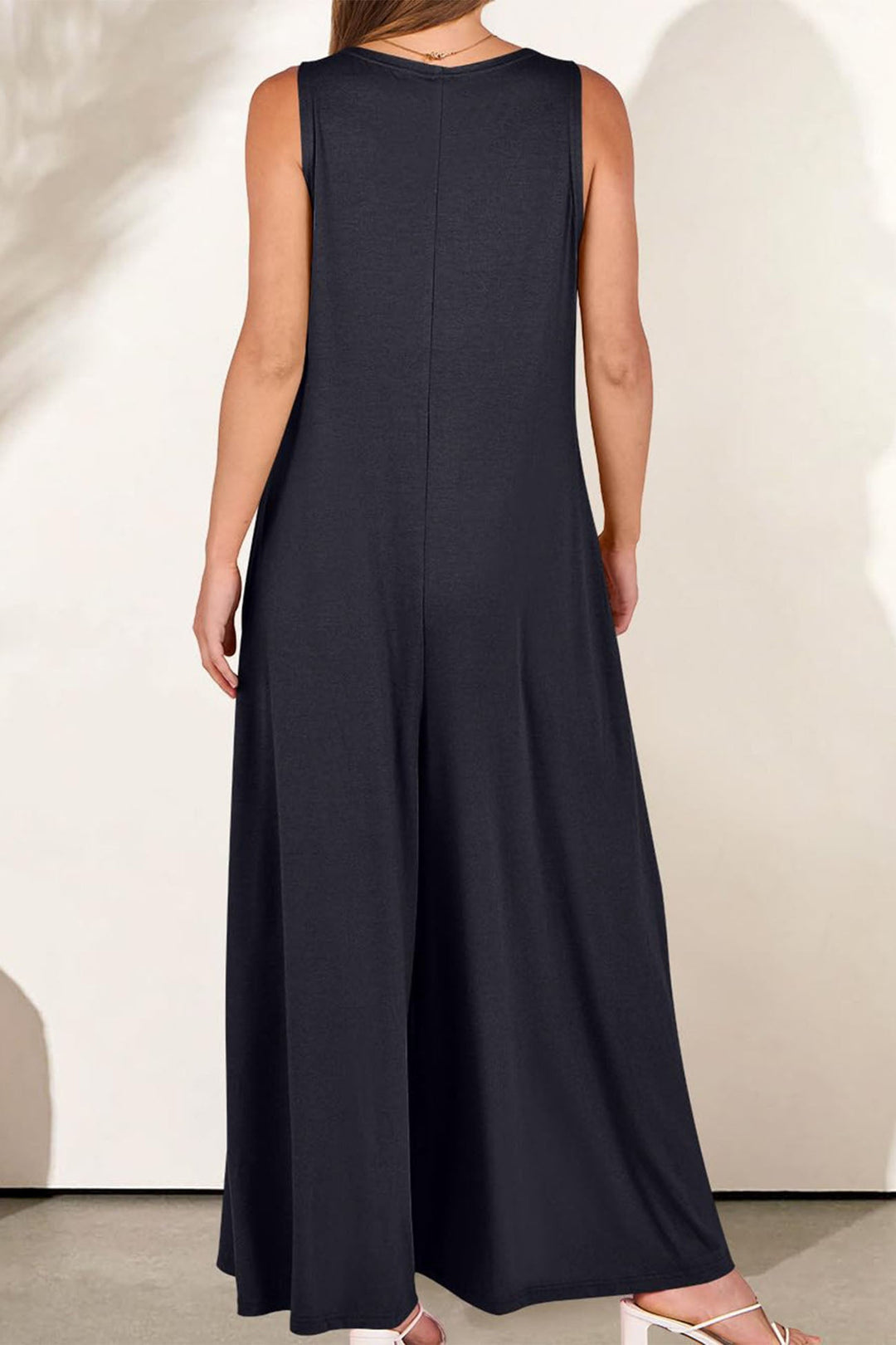 Floor – Mouwloze Jumpsuit met V-Hals en Wijde Pijpen