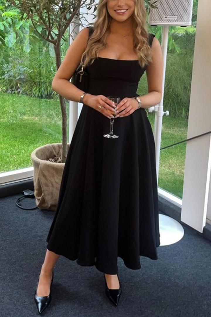 Milou – Mouwloze Maxi Jurk met Corset en Vierkante Halslijn