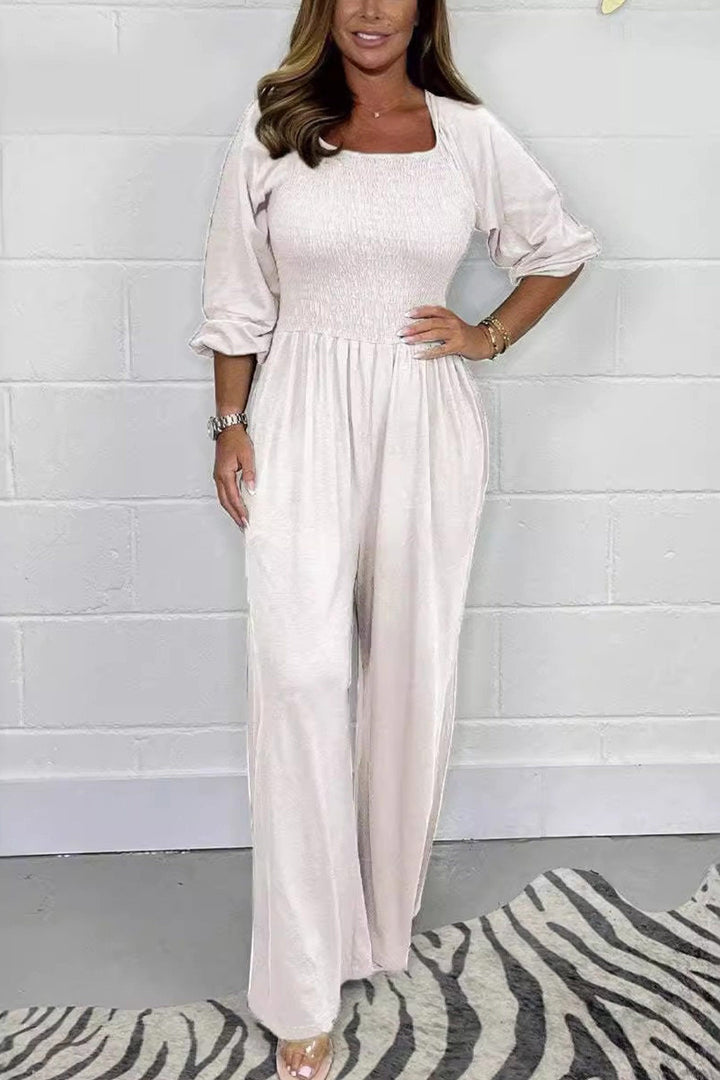 Jolien – Jumpsuit met Vierkante Hals en Gerimpelde Taille