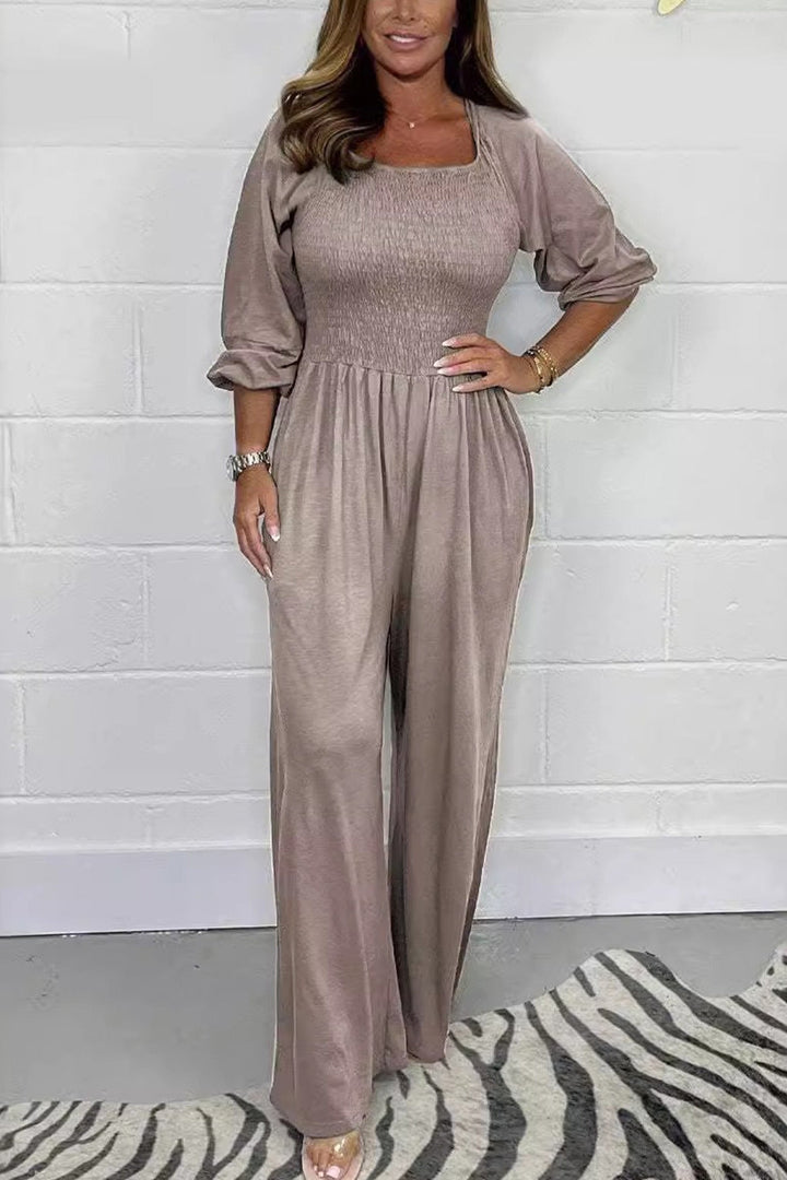 Jolien – Jumpsuit met Vierkante Hals en Gerimpelde Taille
