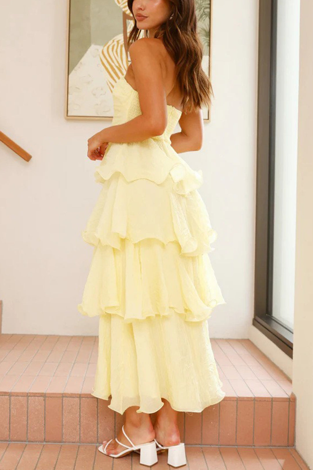 Suze – Strapless Gelaagde Midi Jurk met Smock Detail