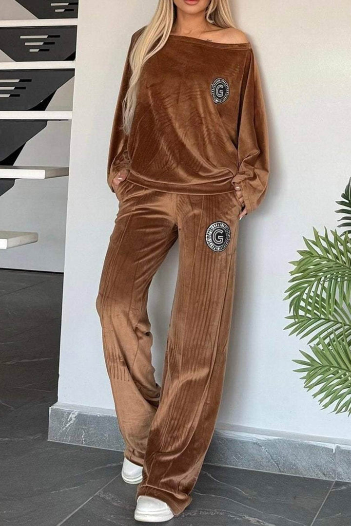 Lara – Suèdelook Two-Piece Set met Vleermuismouwen