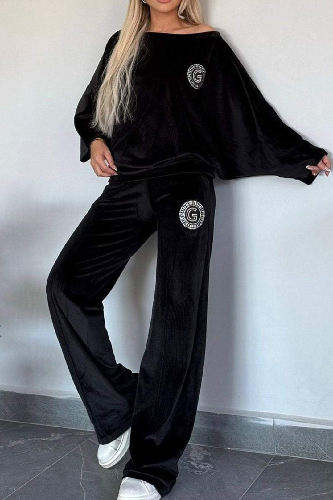 Lara – Suèdelook Two-Piece Set met Vleermuismouwen
