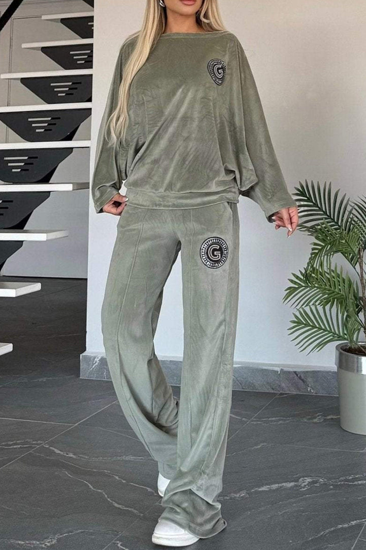 Lara – Suèdelook Two-Piece Set met Vleermuismouwen