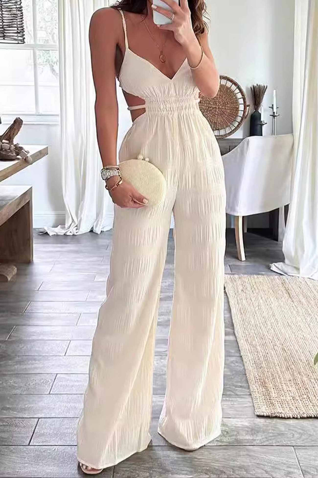 Anouk – Textuur Jumpsuit met Spaghettibandjes en Open Rug