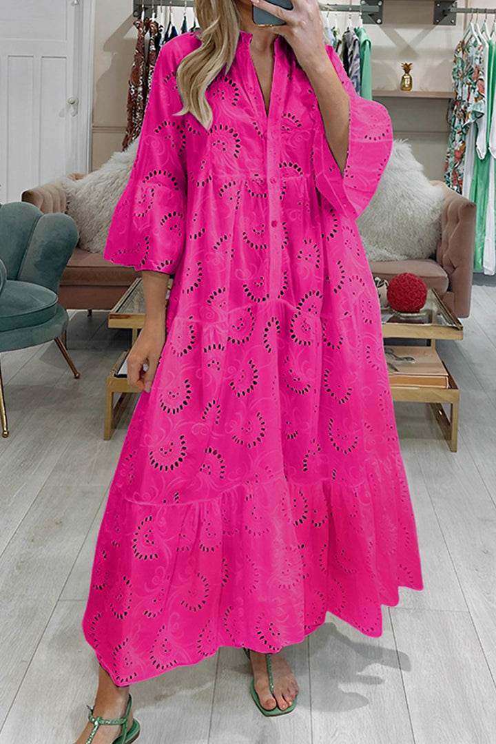 Bente – Geborduurde Maxi Jurk met Vlindermouwen en V-Hals