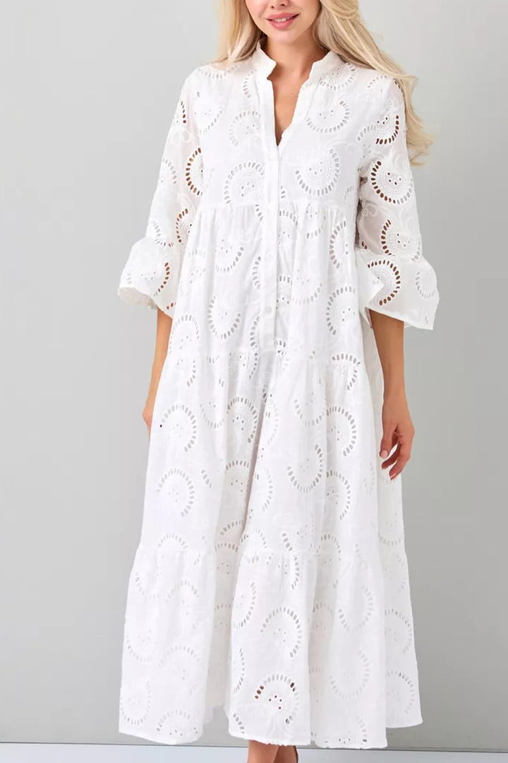 Bente – Geborduurde Maxi Jurk met Vlindermouwen en V-Hals