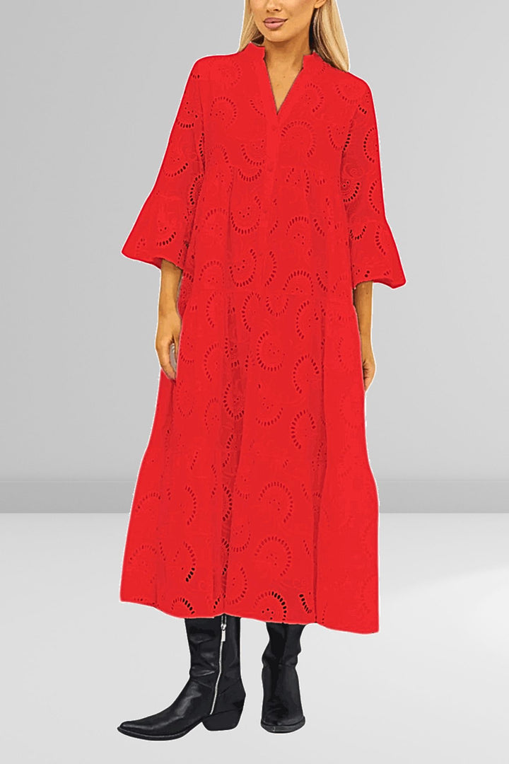 Bente – Geborduurde Maxi Jurk met Vlindermouwen en V-Hals