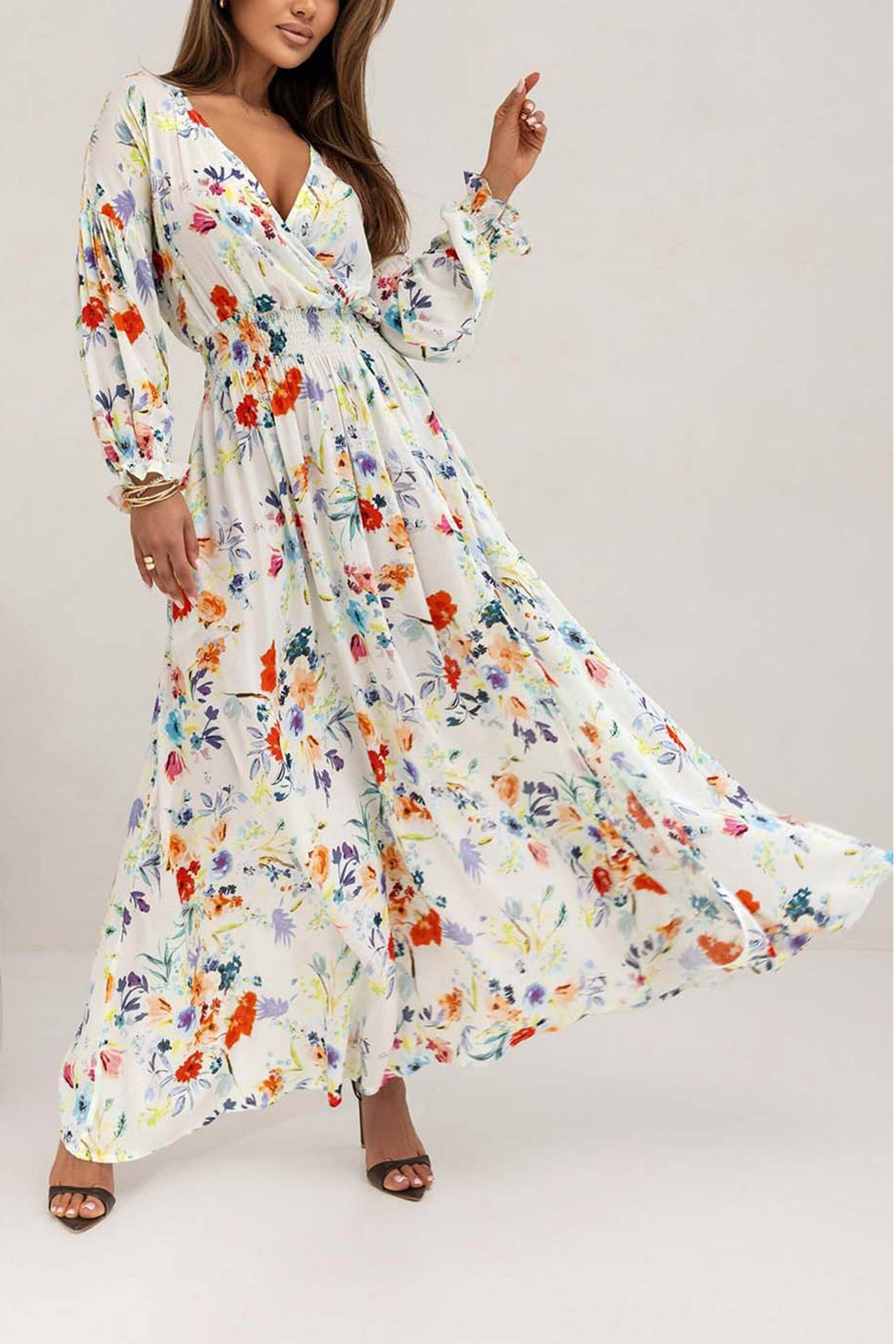 Liesel – Bloemenjurk met V-Hals en Pofmouwen