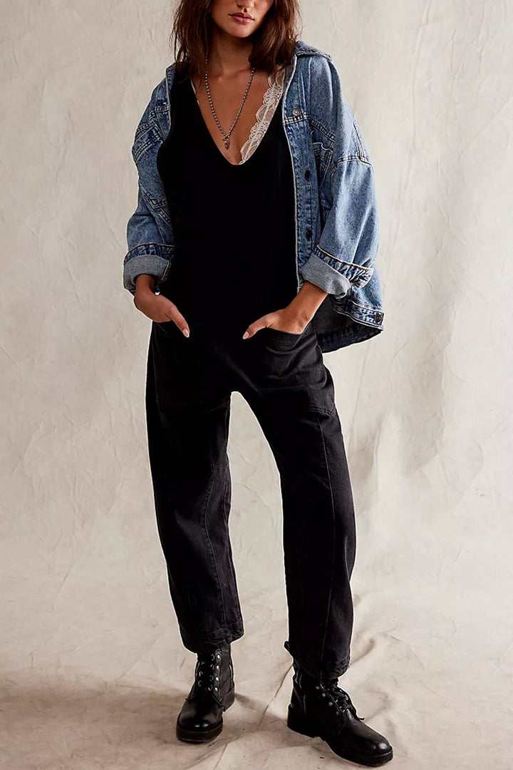 Linde – Mouwloze Denim Jumpsuit met V-Hals en Verstelbare Bandjes