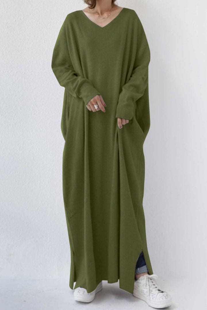 Tessa – Sweaterjurk met V-Hals en Splitzoom