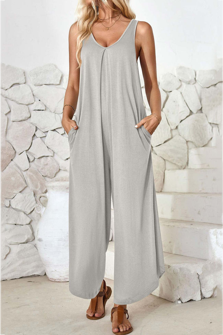 Maren – Katoenen Jumpsuit met V-Hals en Asymmetrische Zoom