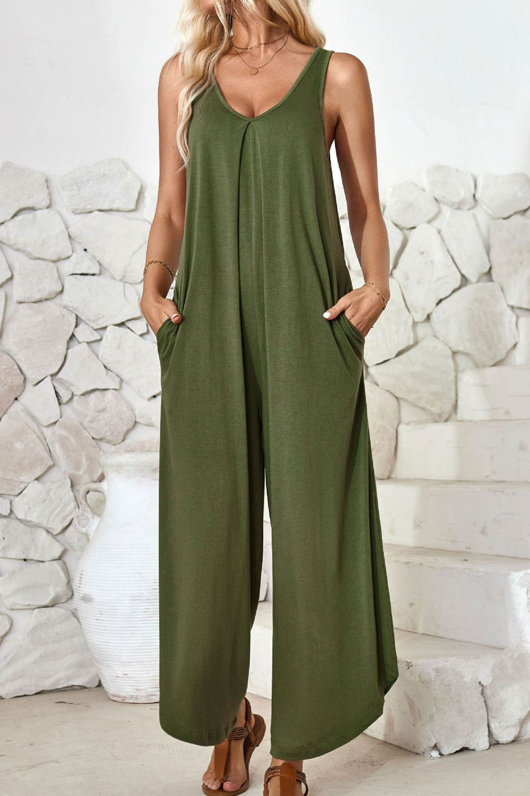 Maren – Katoenen Jumpsuit met V-Hals en Asymmetrische Zoom