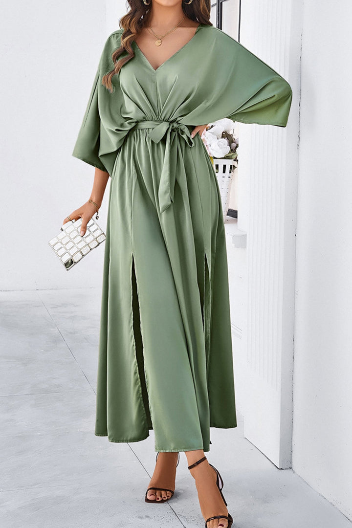 Mare – Maxi Jurk met Strikceintuur en Vleermuismouwen