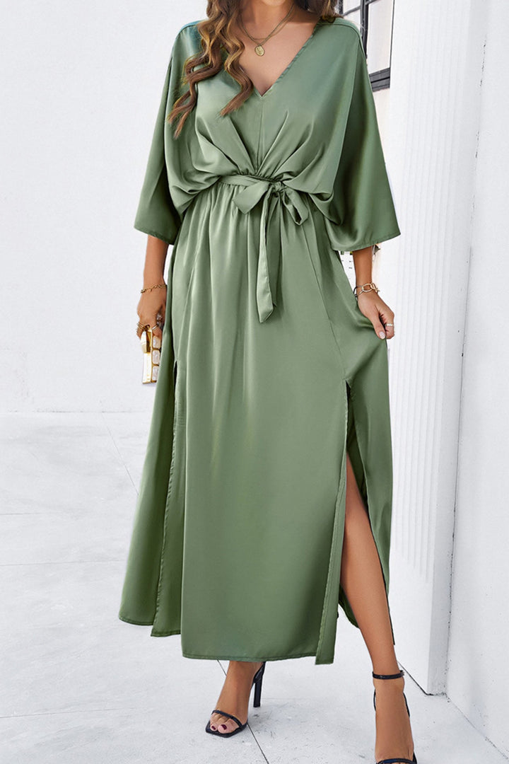 Mare – Maxi Jurk met Strikceintuur en Vleermuismouwen