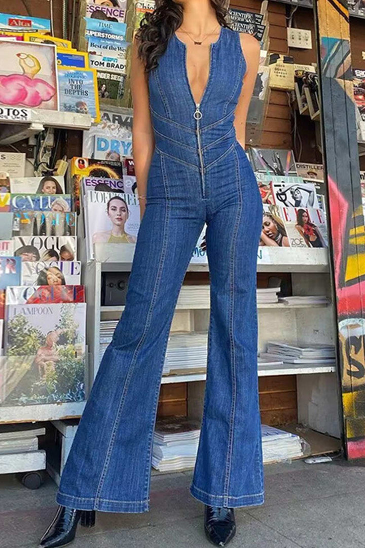 Saar – Mouwloze Denim Jumpsuit met Rits en Open Rug