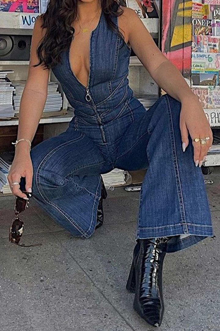 Saar – Mouwloze Denim Jumpsuit met Rits en Open Rug
