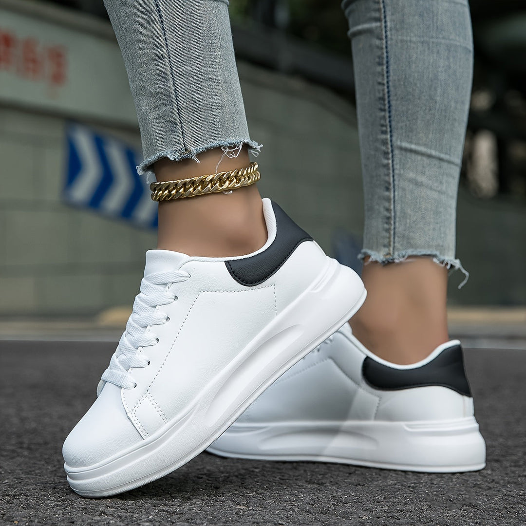 Witte dames sneakers met ondersteuning en demping – voor een comfortabele en actieve dag