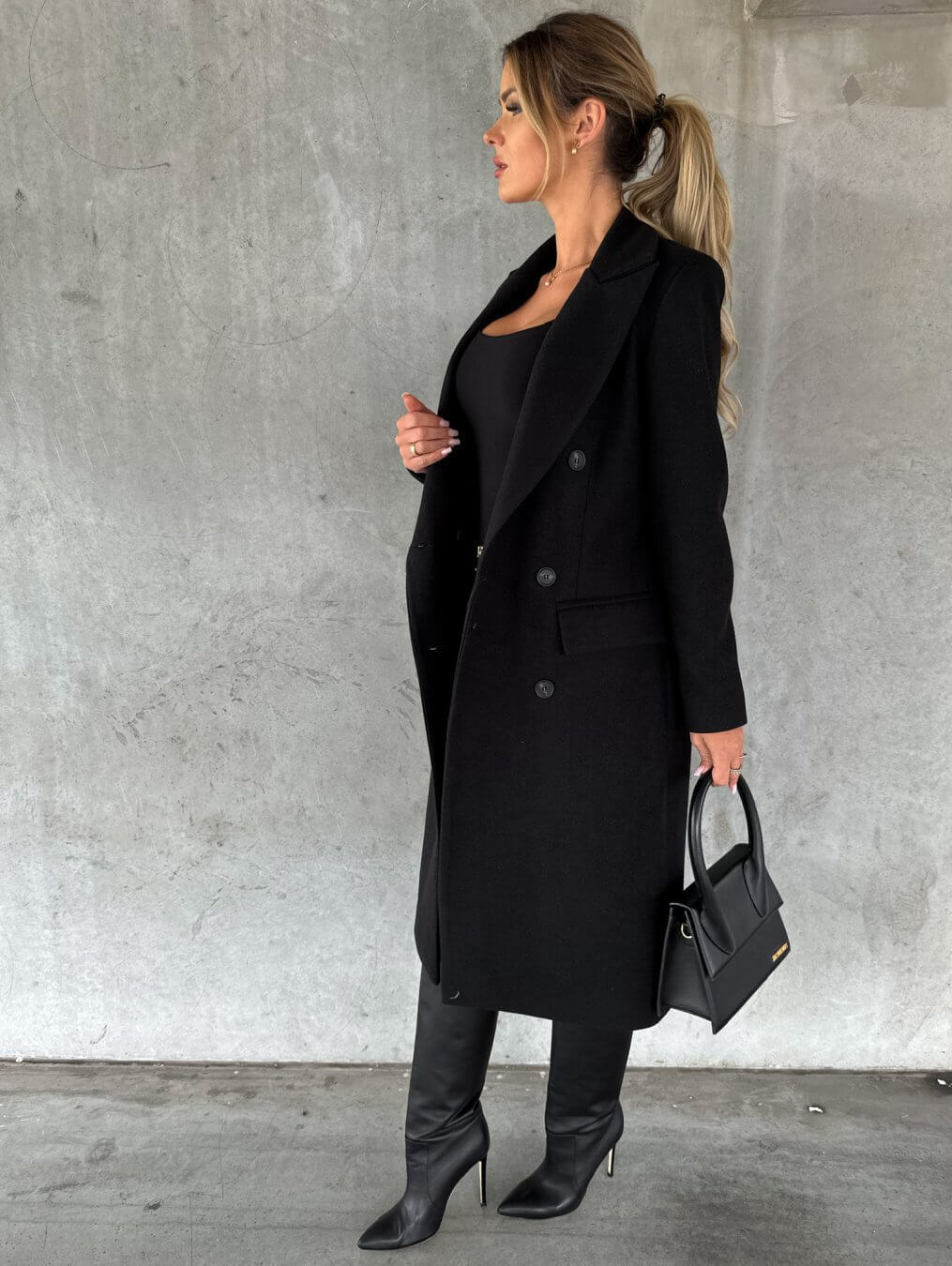 Celeste | Warme elegante wollen herfstjas voor vrouwen met double-breasted silhouet
