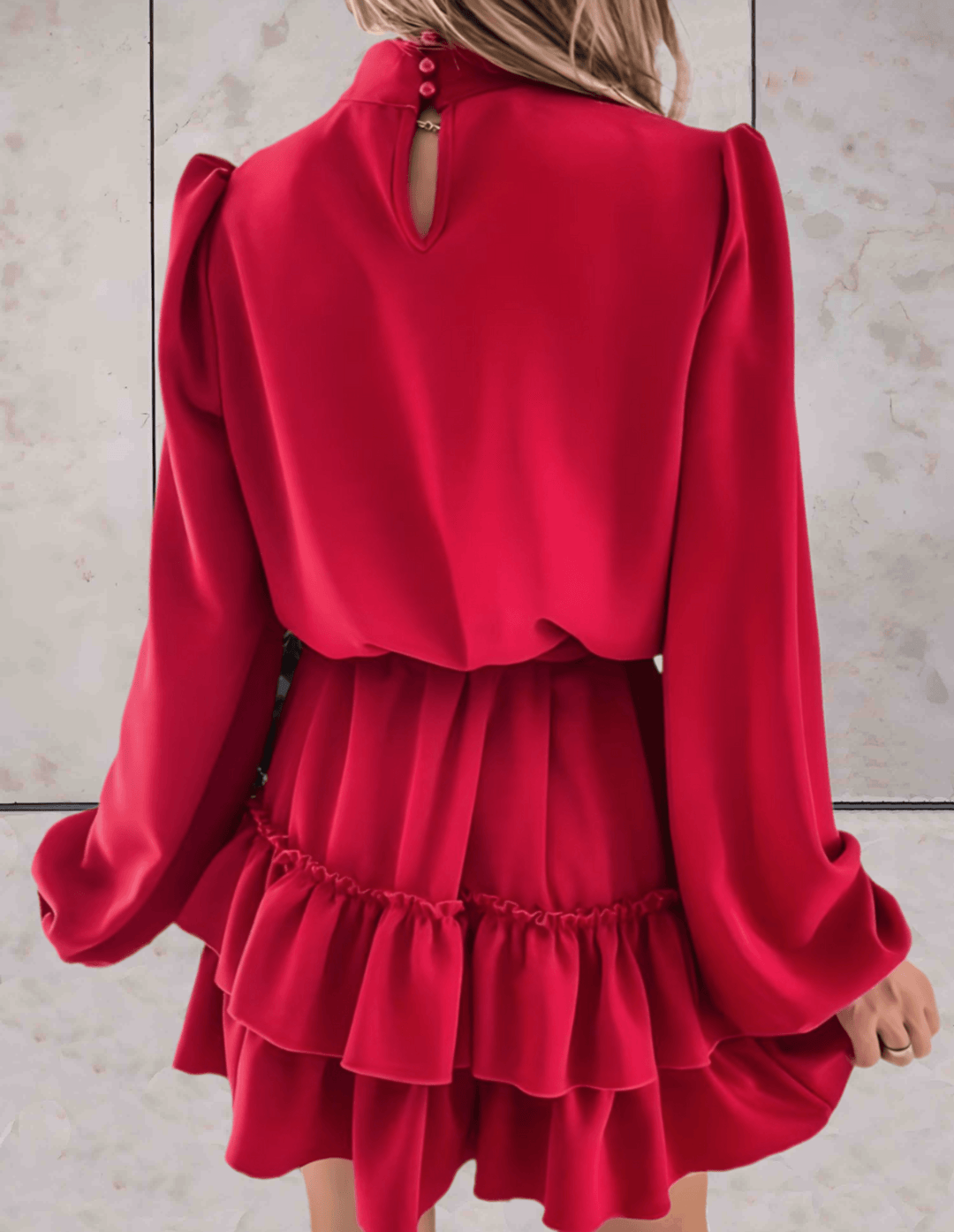 Luna - Elegante Rode Jurk met Speelse Details