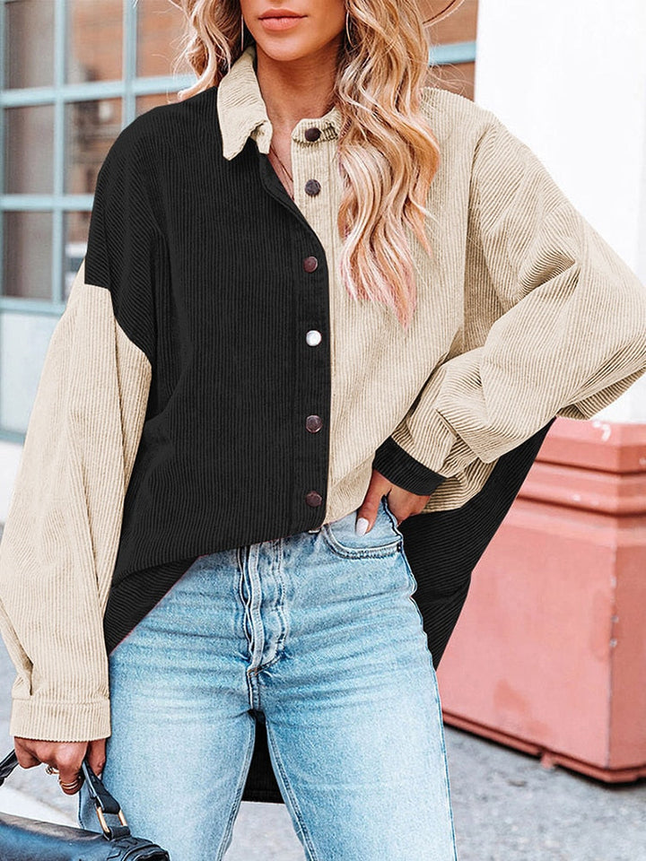 Amira Damesblouse – Ribfluwelen Blouse met Knoopsluiting en Modern Design